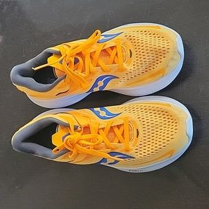 Saucony Women's Ride 15 Running Shoe Yellow